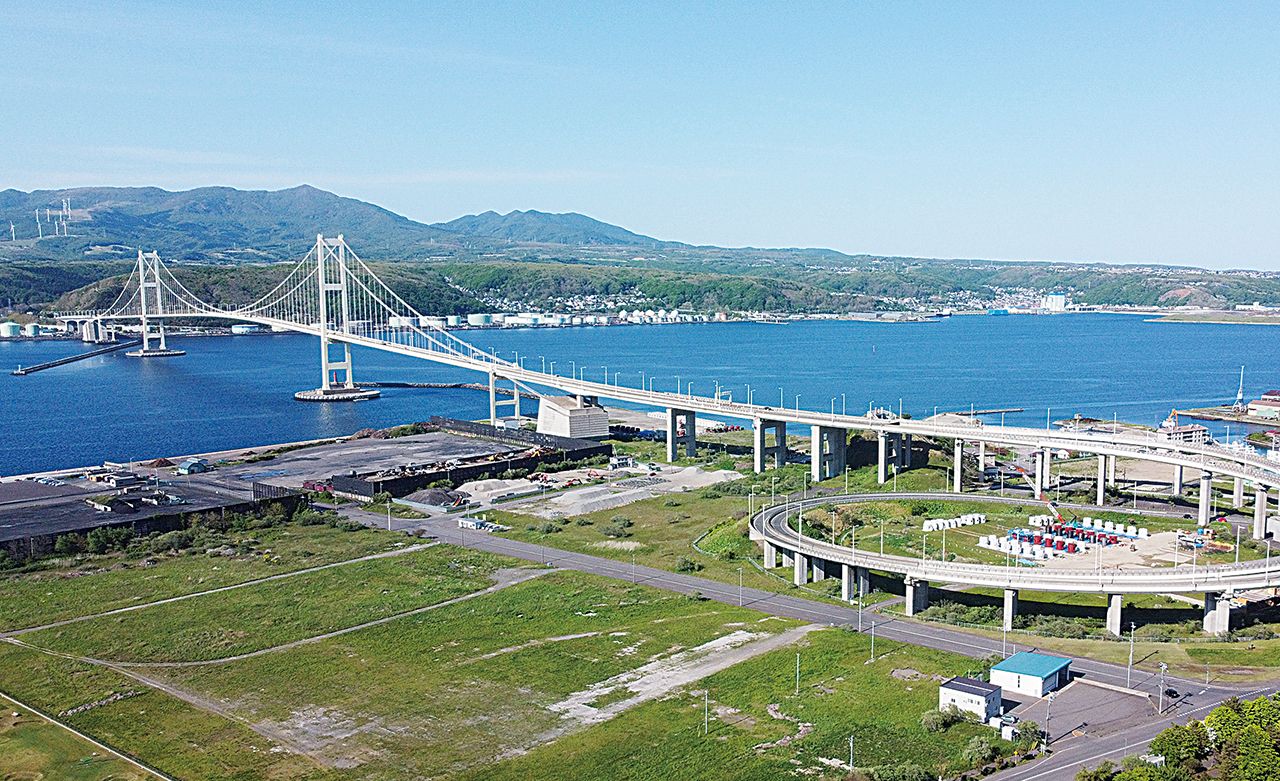 白鳥大橋、四半世紀 観光資源で新たな可能性【室蘭】 | 北海道ニュースリンク